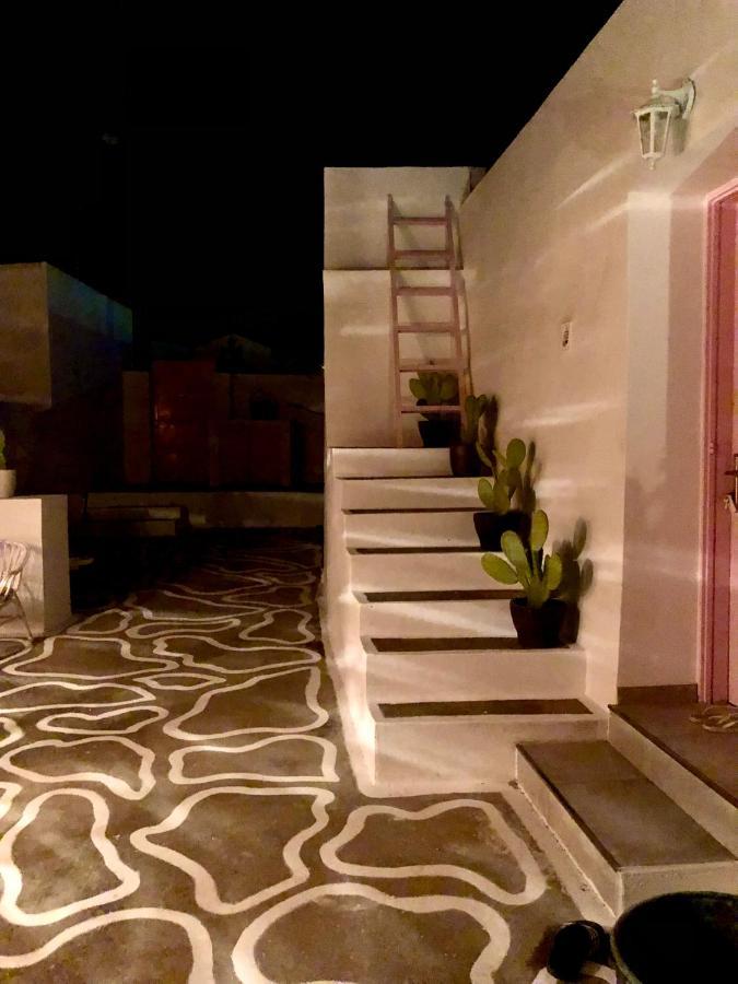 לקניה The Summer Pink House מראה חיצוני תמונה